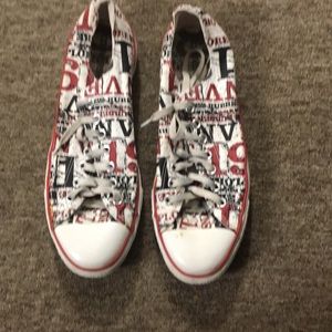 Men’s Converse size 11 pattern